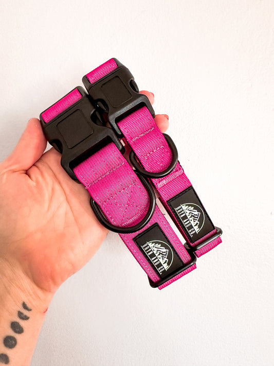 Fuschia Pink Neon Chroma Ultra Lite Collar